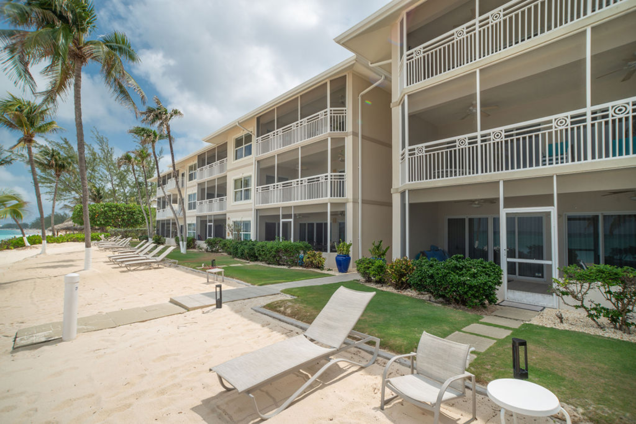 Cayman Club Unit 25