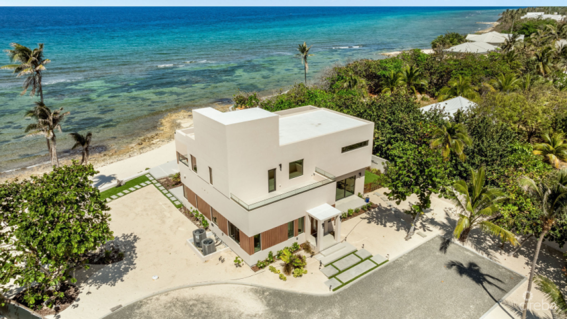 Halcyon Point - Experience  Luxury Firsthand - 1