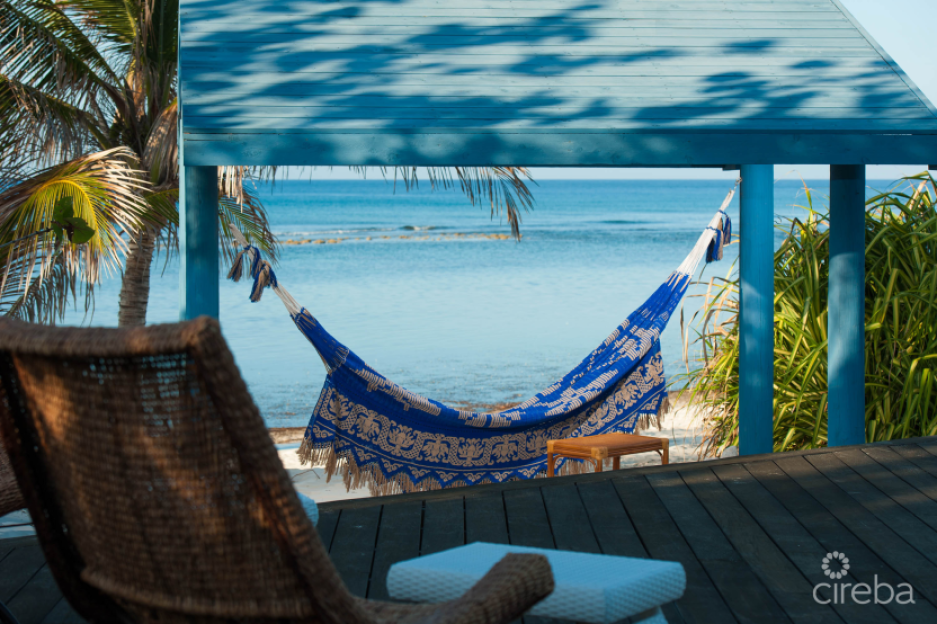 Little Cayman Beachfront Home With Pool - 1