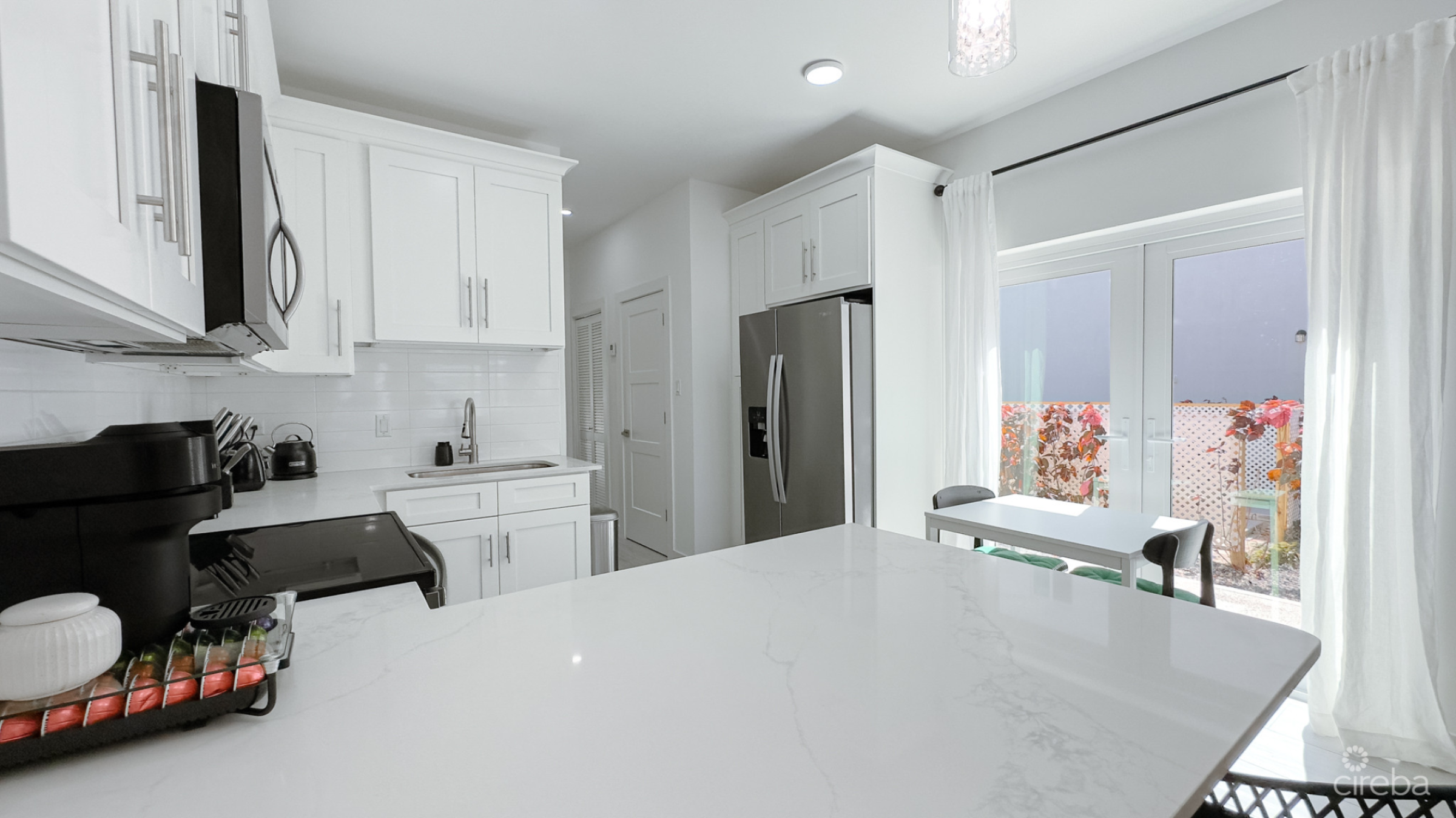 La Paidion Condo West Bay