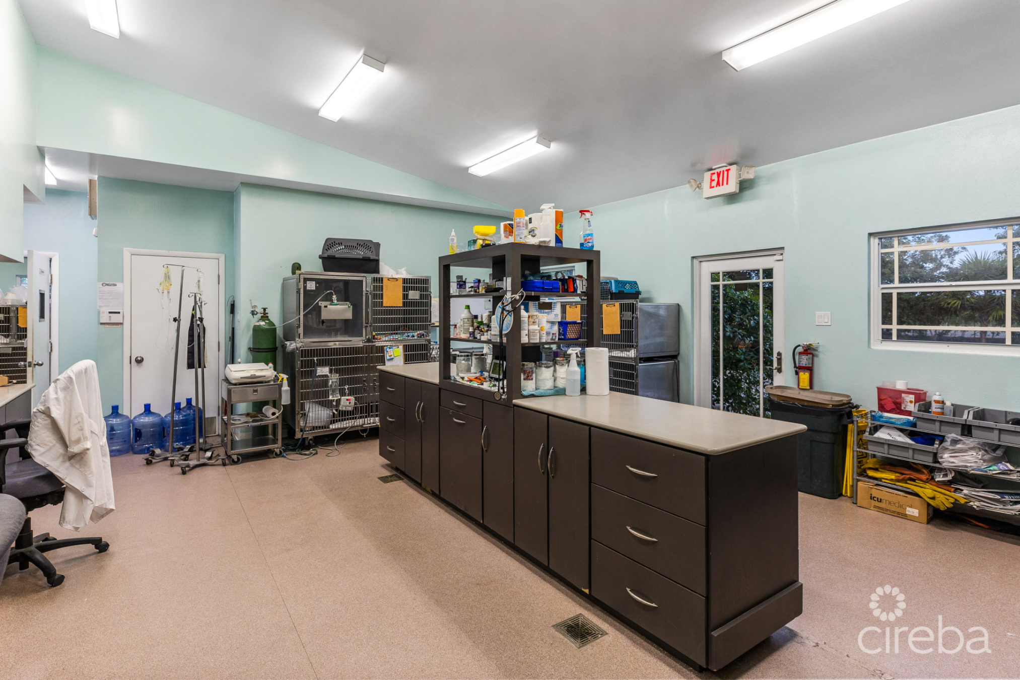 Island Veterinary Services Vet Clinic And Property