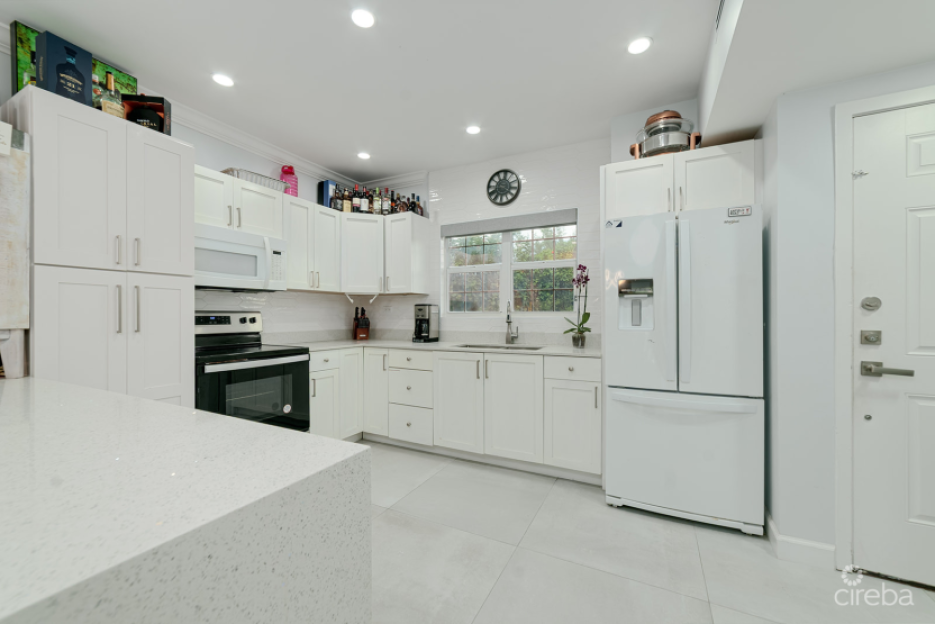Ocean Club 2Bed/2.5Bath Condo - 1