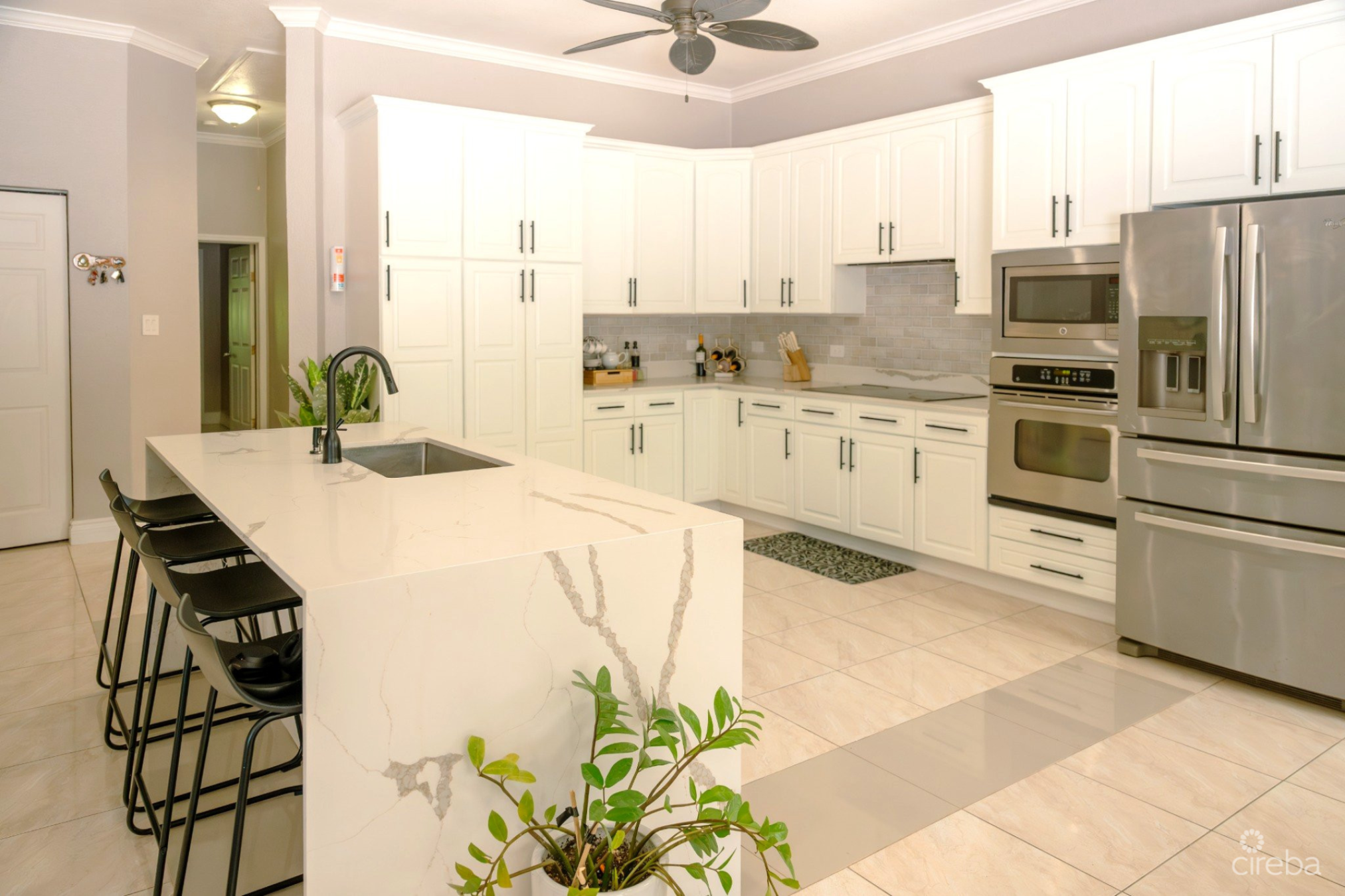 4 Bedroom Beautiful Family Home In Savannah