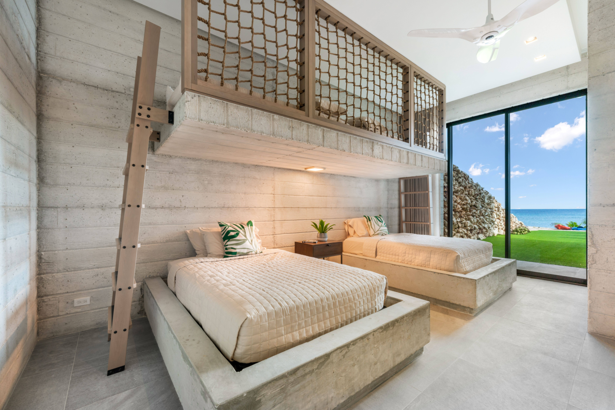 Bella Rocca, East End Luxury Villa