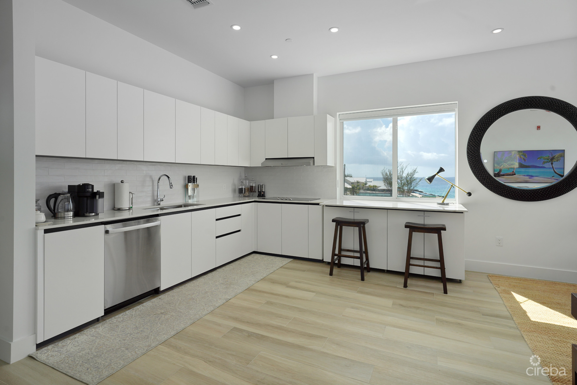 Sunset Point - Signature Penthouse With Vendor Financing!