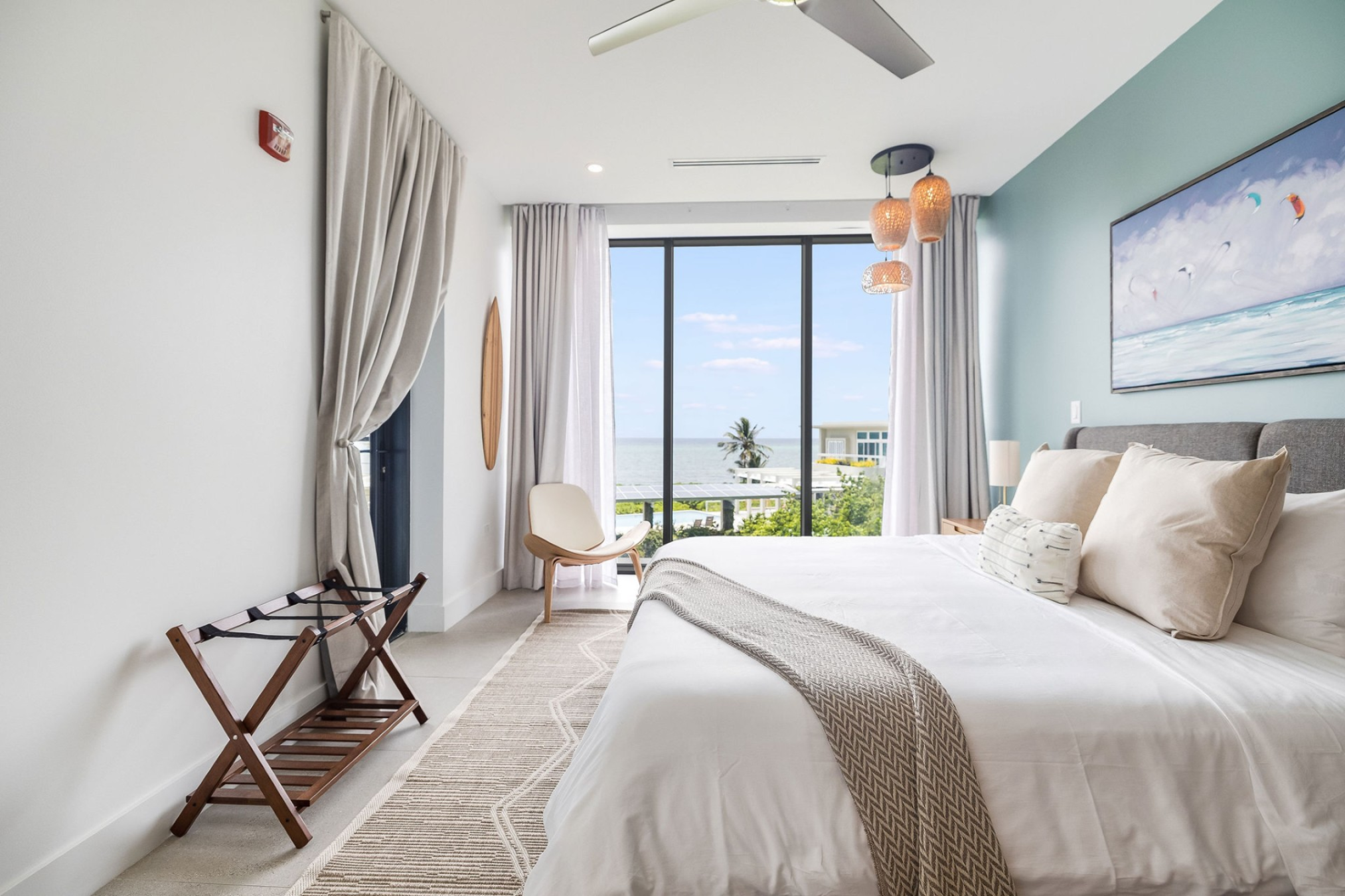 Luxury Vida 3-Bedroom Ocean Adventure Eco Lodge