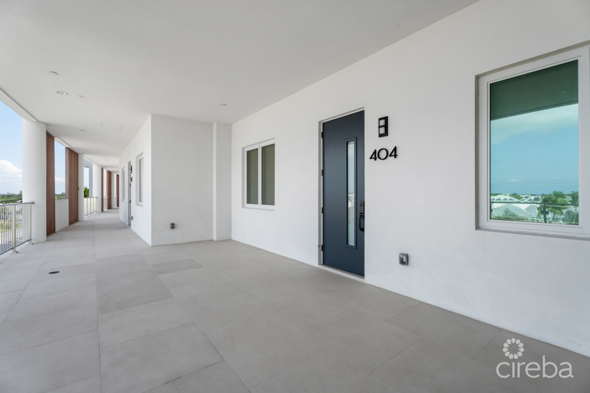 Aura Penthouse #404