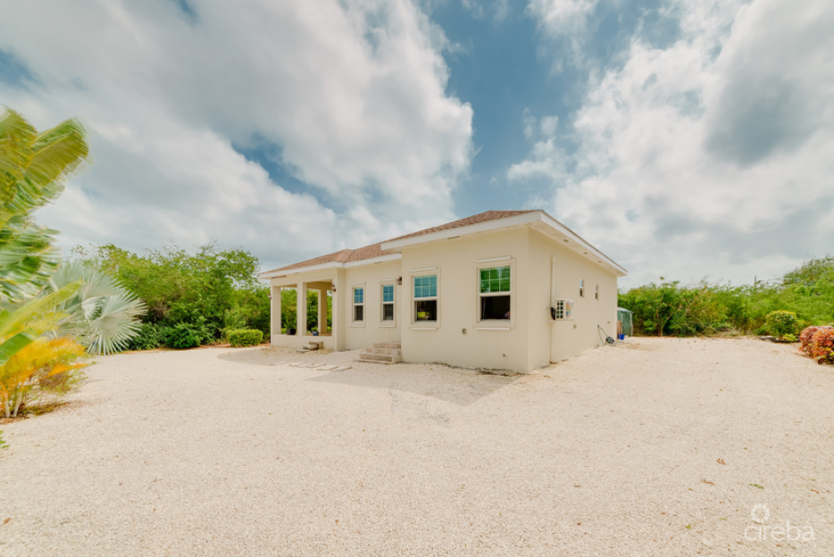 3 Bed, Single Family Home In Lower Valley - 1