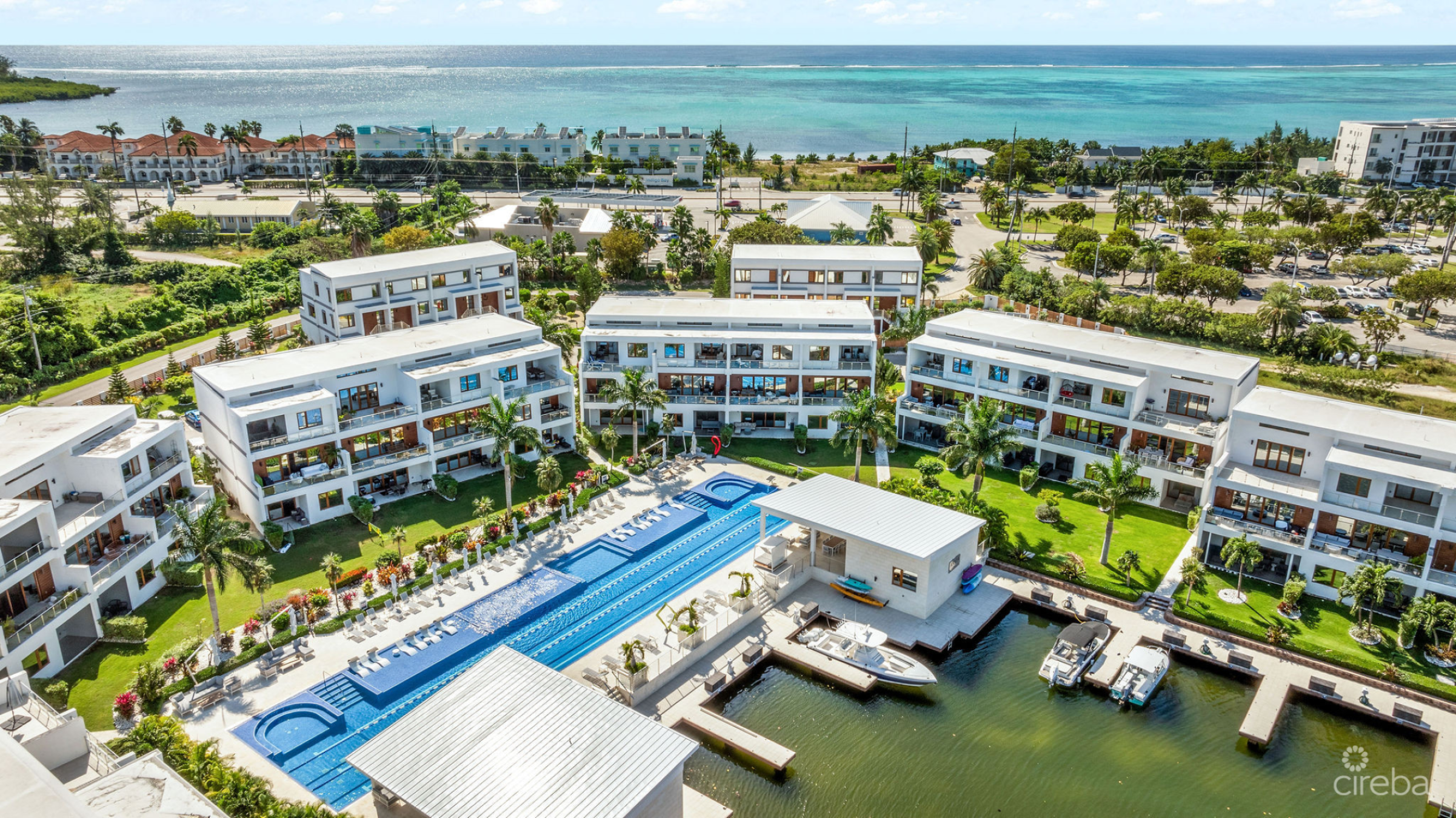 Arvia 3-Bedroom Canal Front Unit With Dock