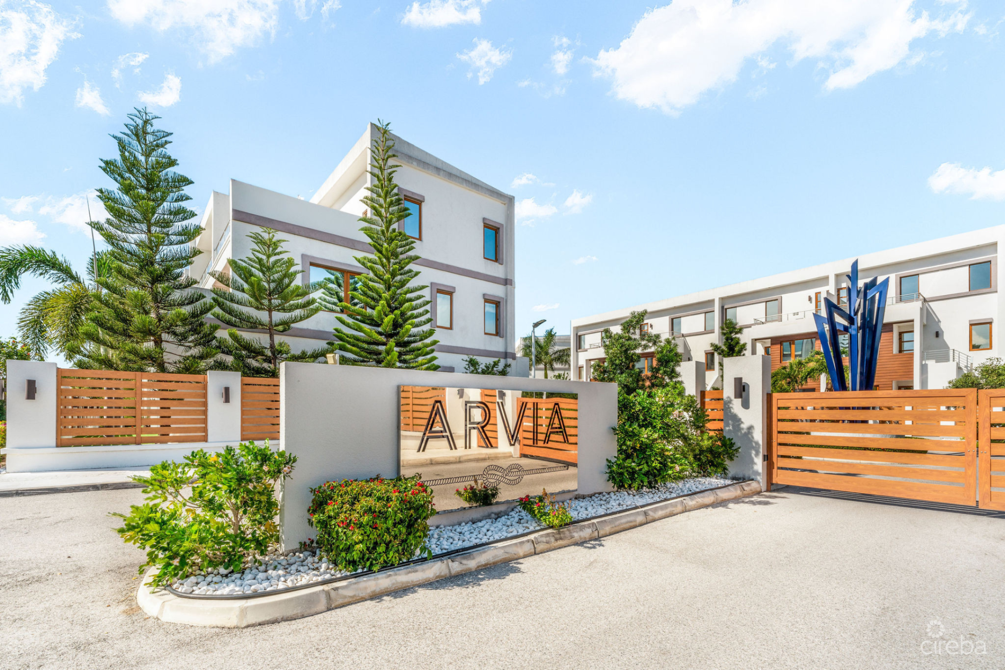 Arvia 3-Bedroom Canal Front Unit With Dock