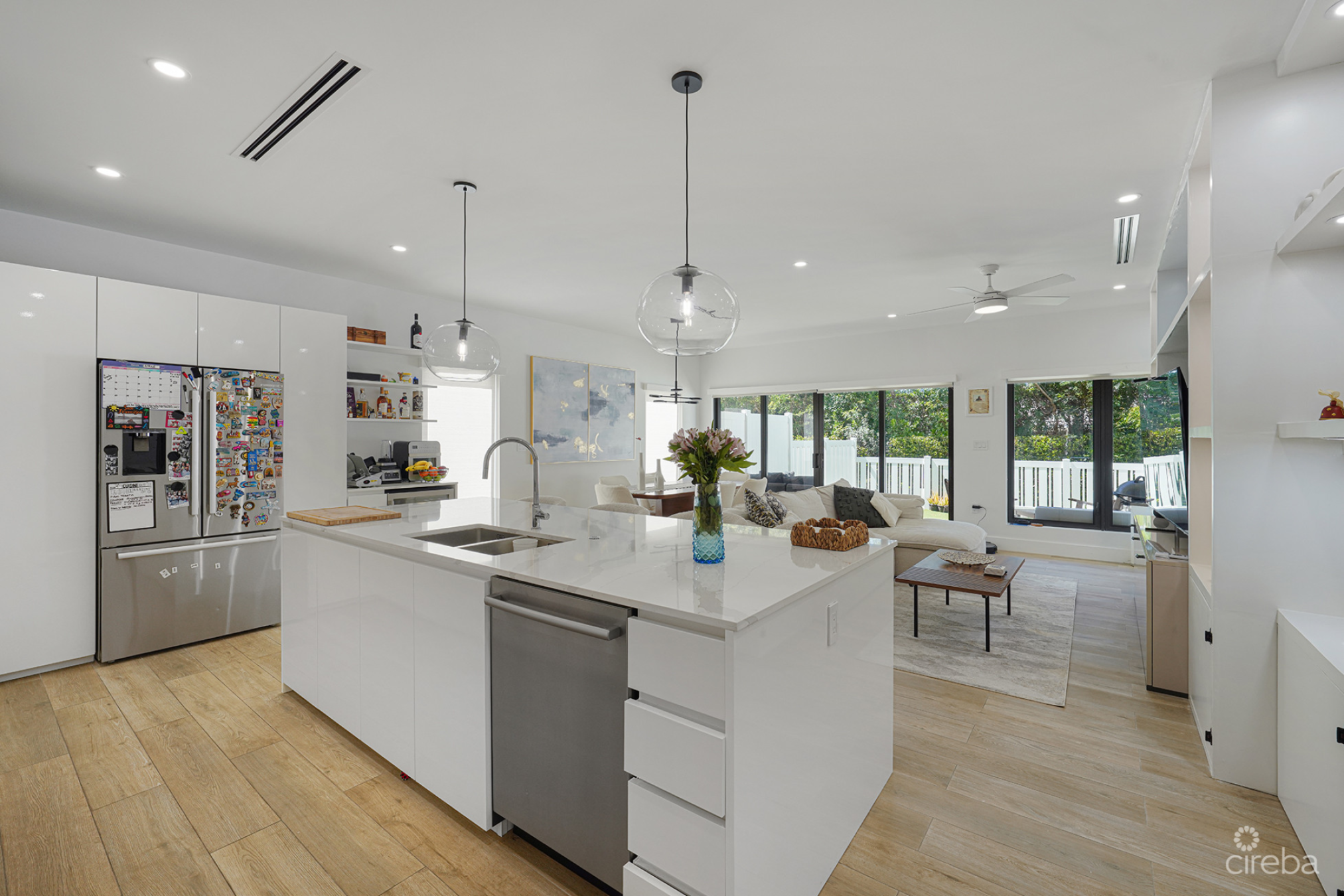 Salt Air Townhome End Unit 4 Bed
