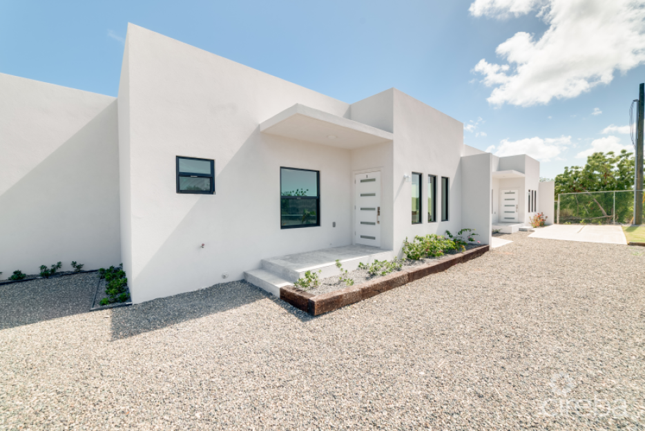Hyre View - 3 Bed, 2 Bath Duplex - 1