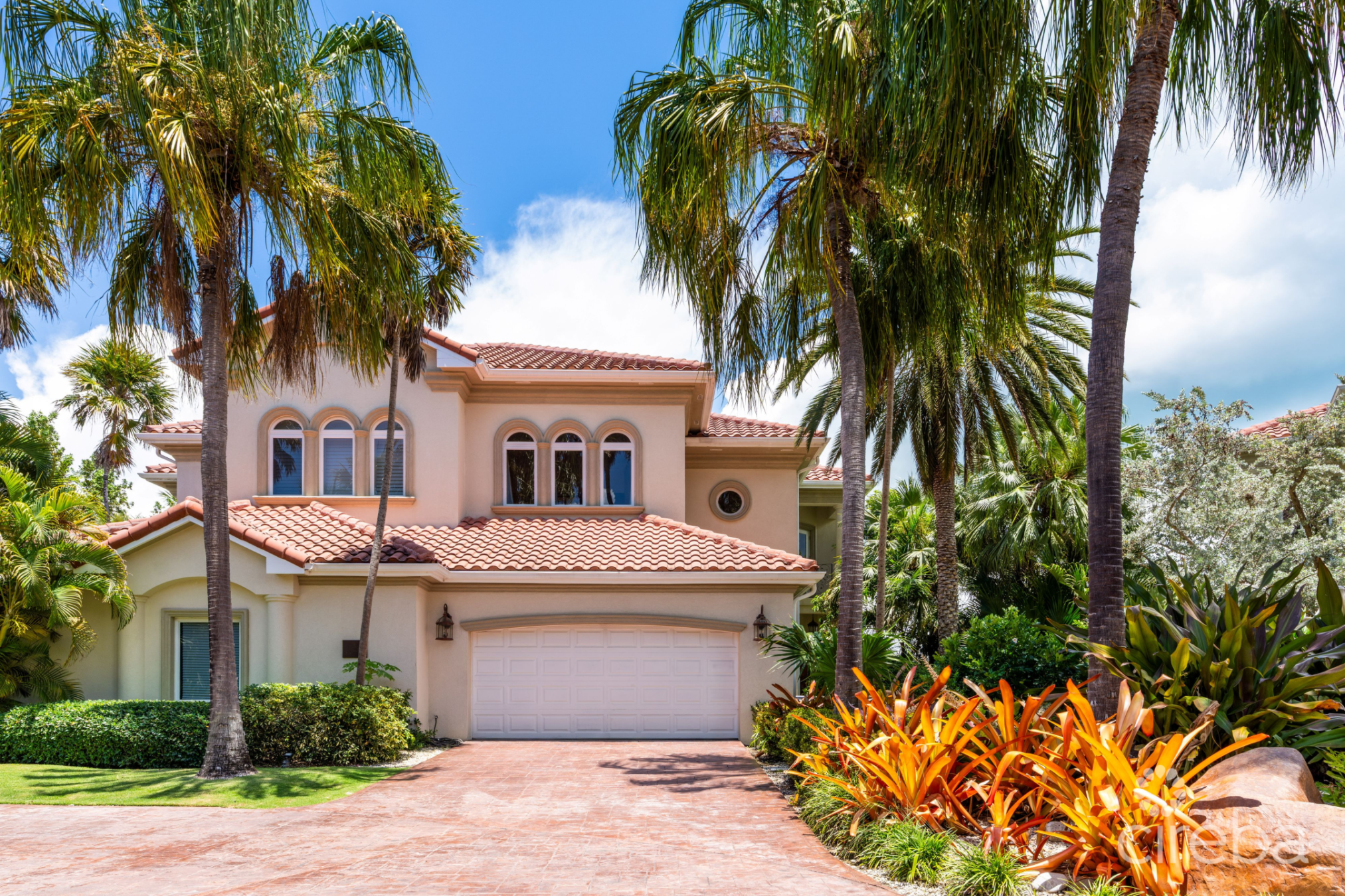 Viscaya 1B - Waterfront Home Governors Harbour