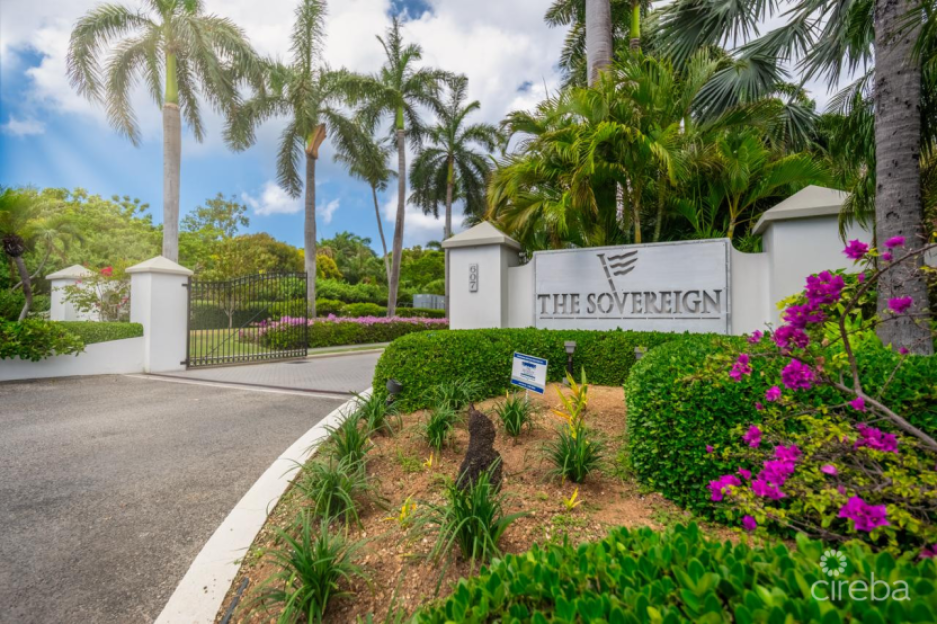 The Sovereign #12 Penthouse On Seven Mile Beach - 1