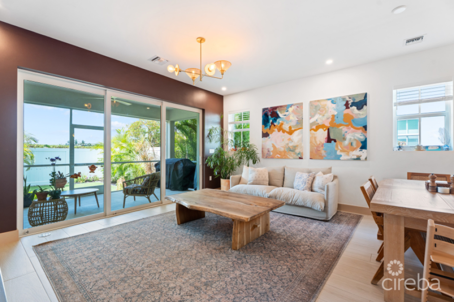Periwinkle 51, 3 Bedroom Townhome - 1