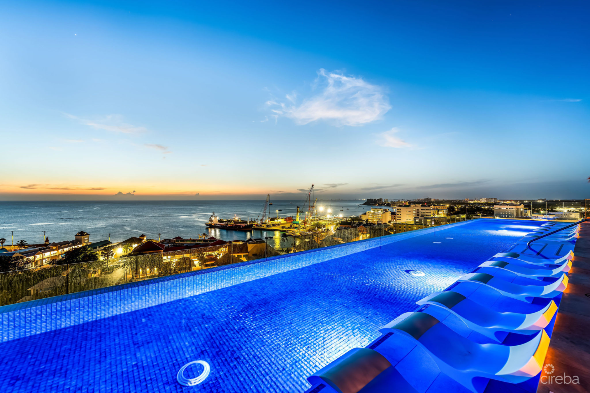 One|Gt 501 - Front-Row Ocean View 2-Bed Residence
