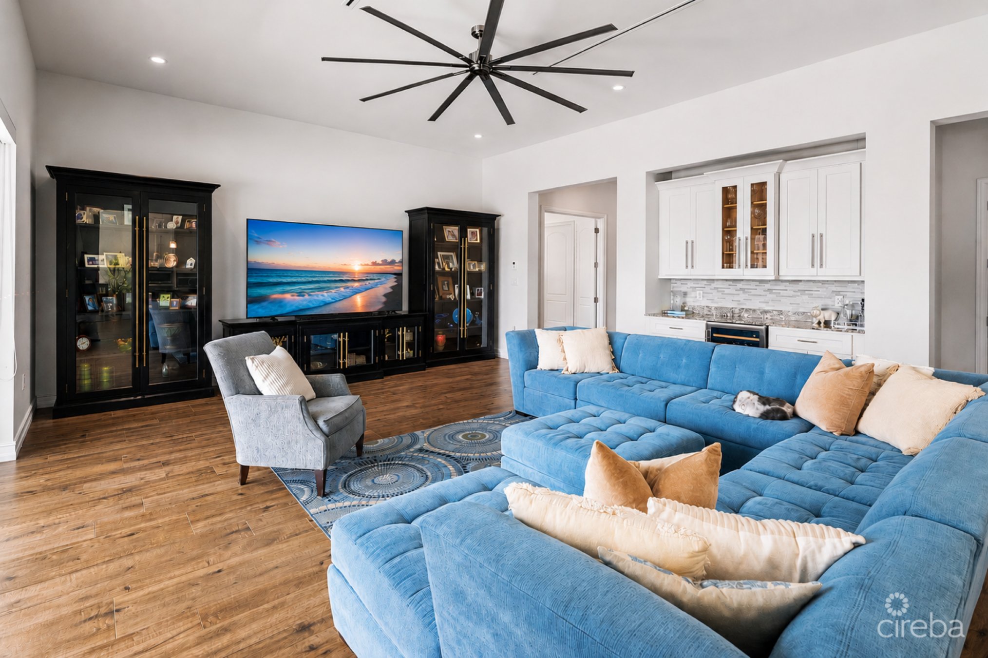 Crystal Harbour Waterfront Home