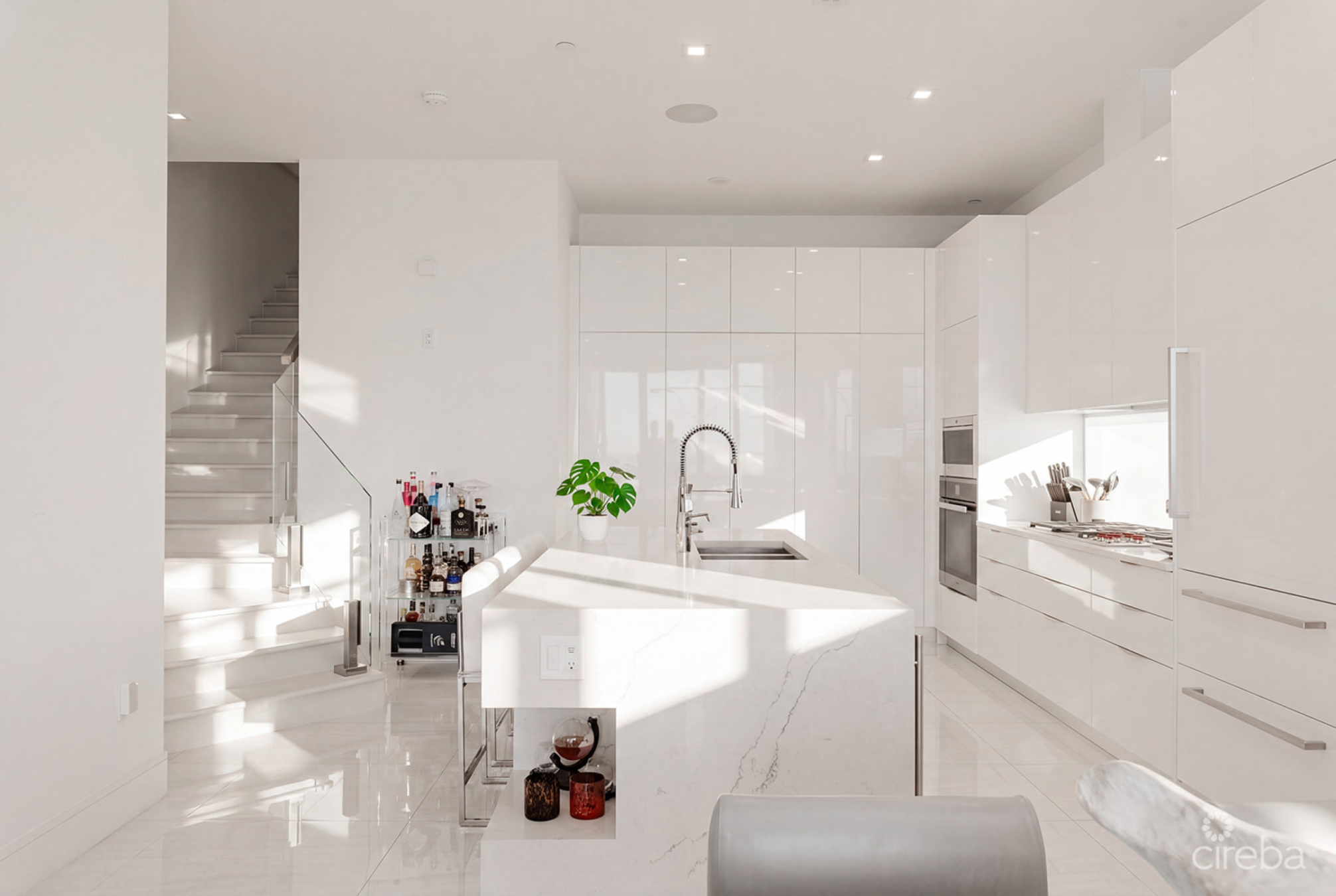 Three-Level Oceanfront Fin Penthouse  #30 Plus 2 Garages