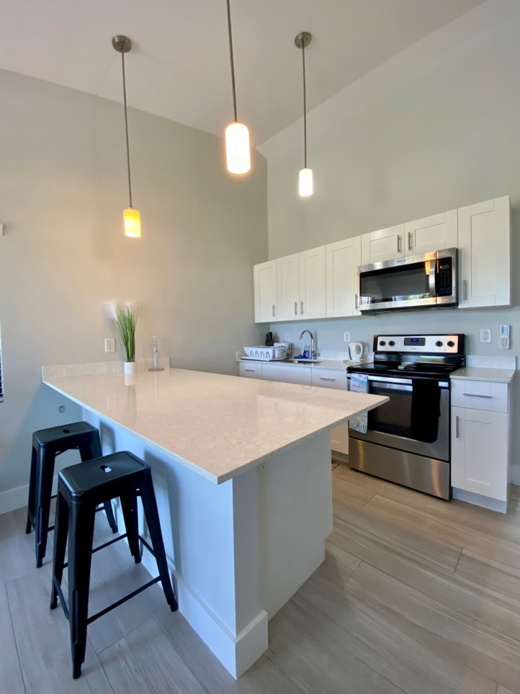 Portofino Gardens 1 Bedroom: August 1St