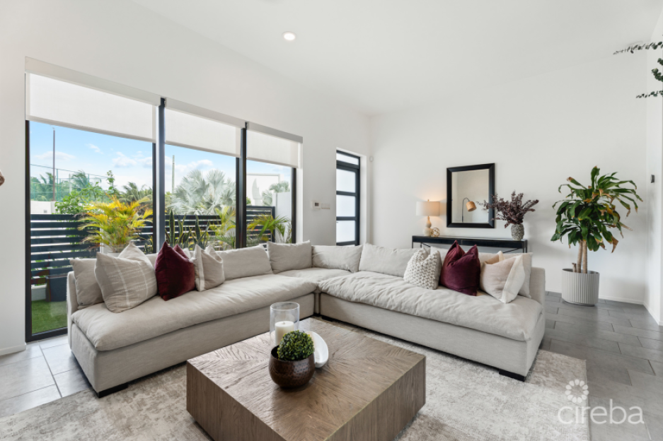 Vela 32, South Sound Townhome - 1