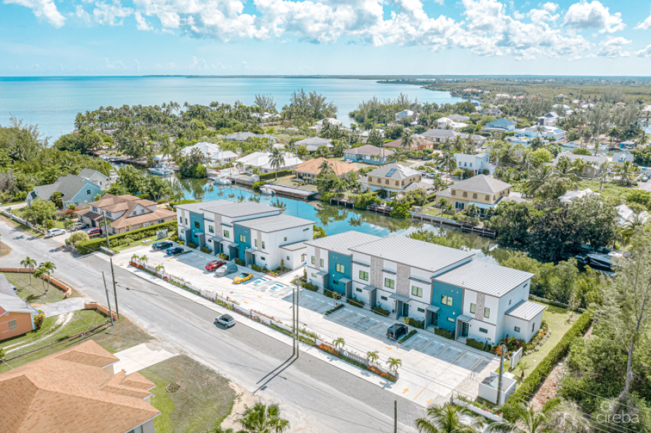 The Lagoons 2 Bed Waterfront Townhouse - 1