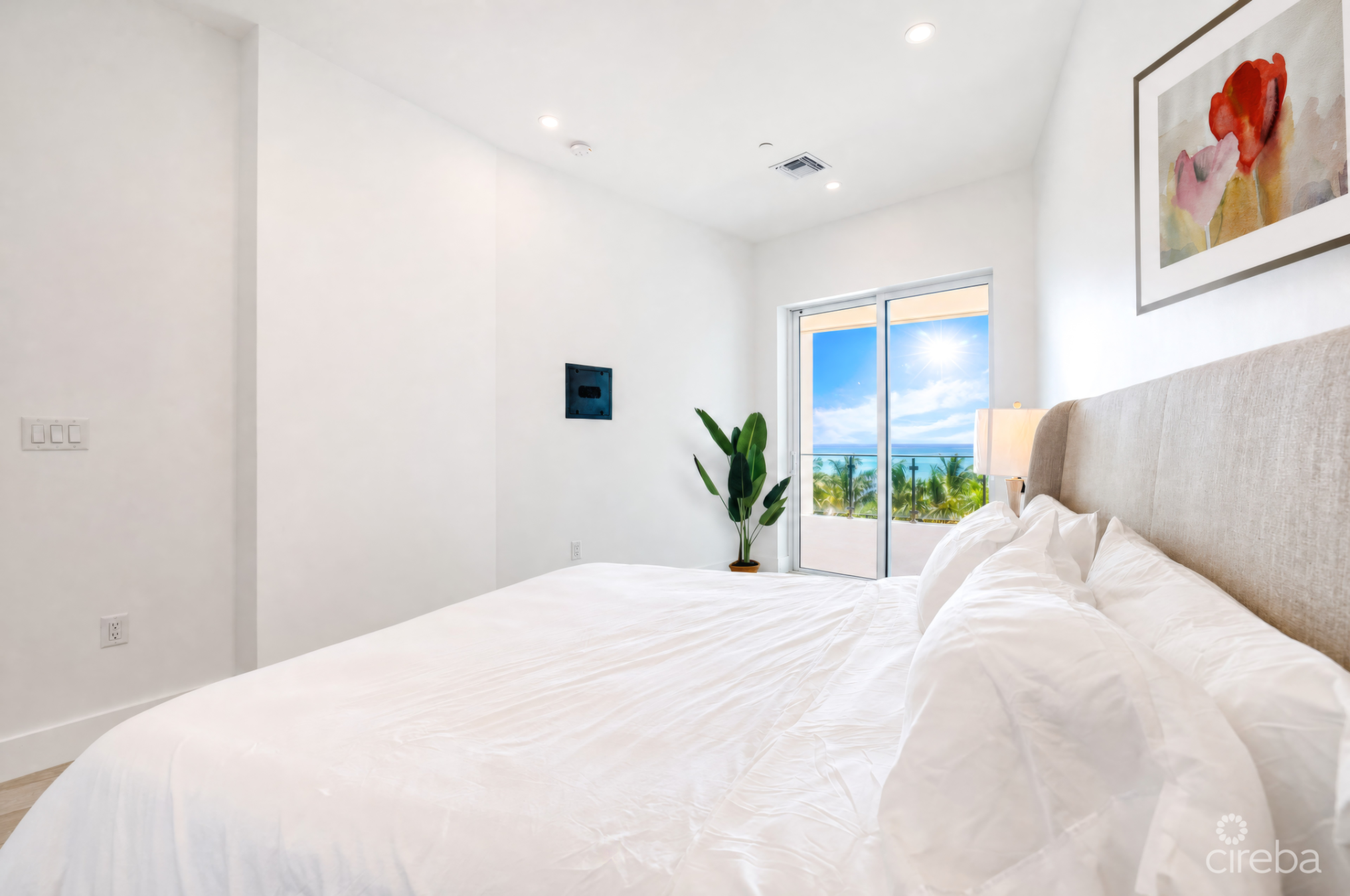 Aura #305 Oceanfront