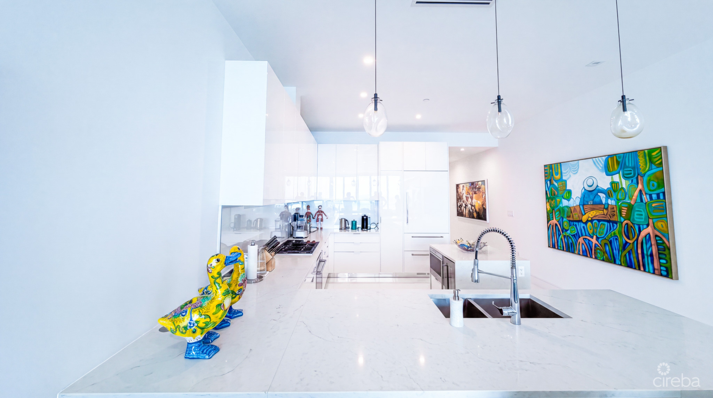 Fin 11 - Oceanfront Condo