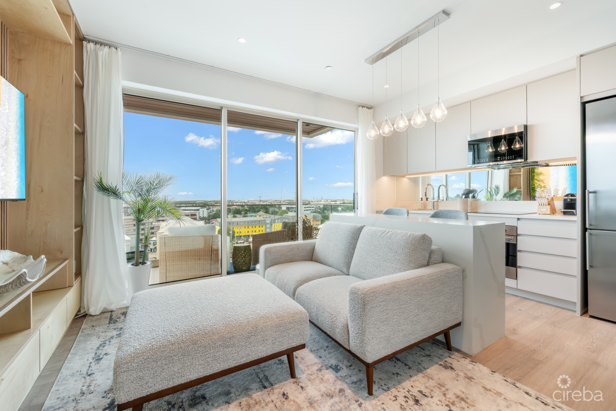 One Gt Residences Upgraded Unit 815