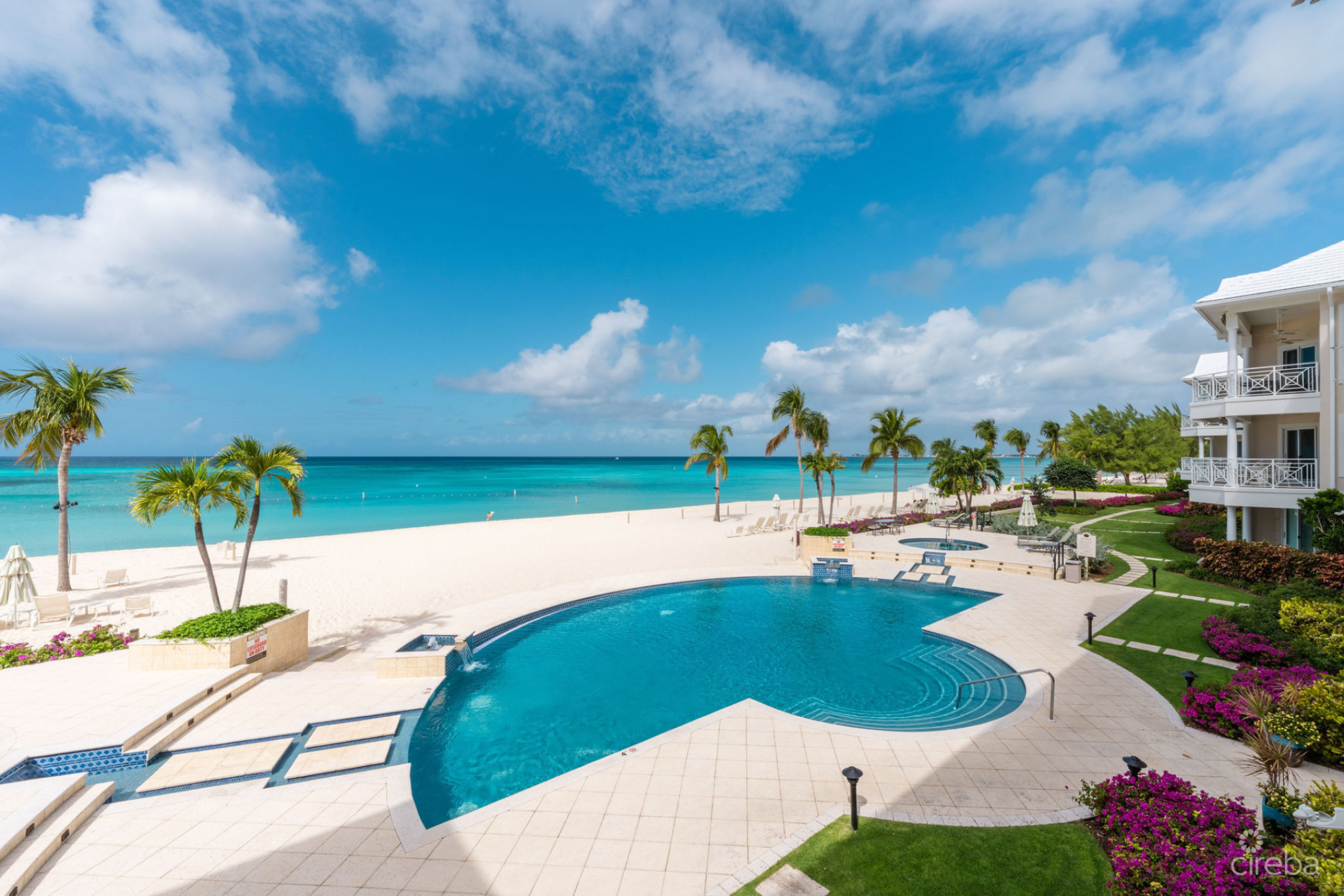 Pinnacle #34 Beachfront Penthouse With Garage