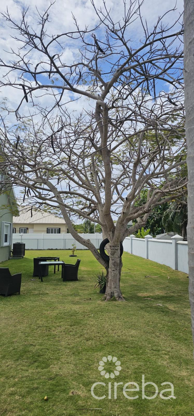 Duplex Investment Property - Aurora Drive, West Bay