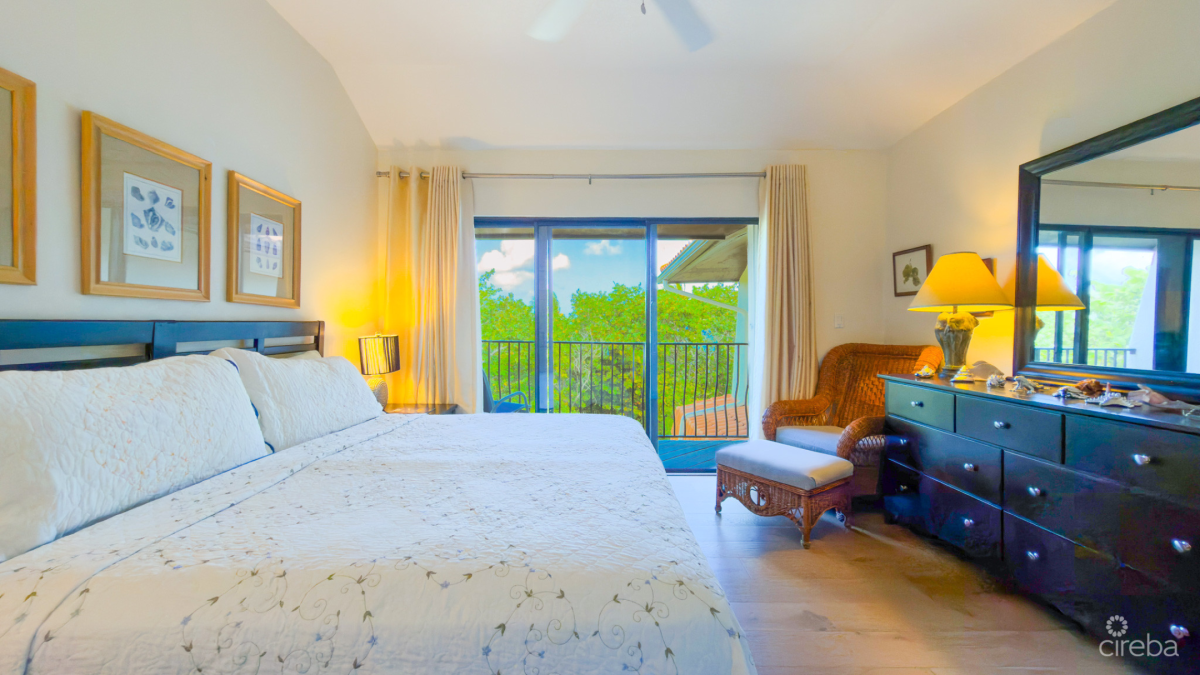 Villas Pappagallo 2 Bed Oceanfront