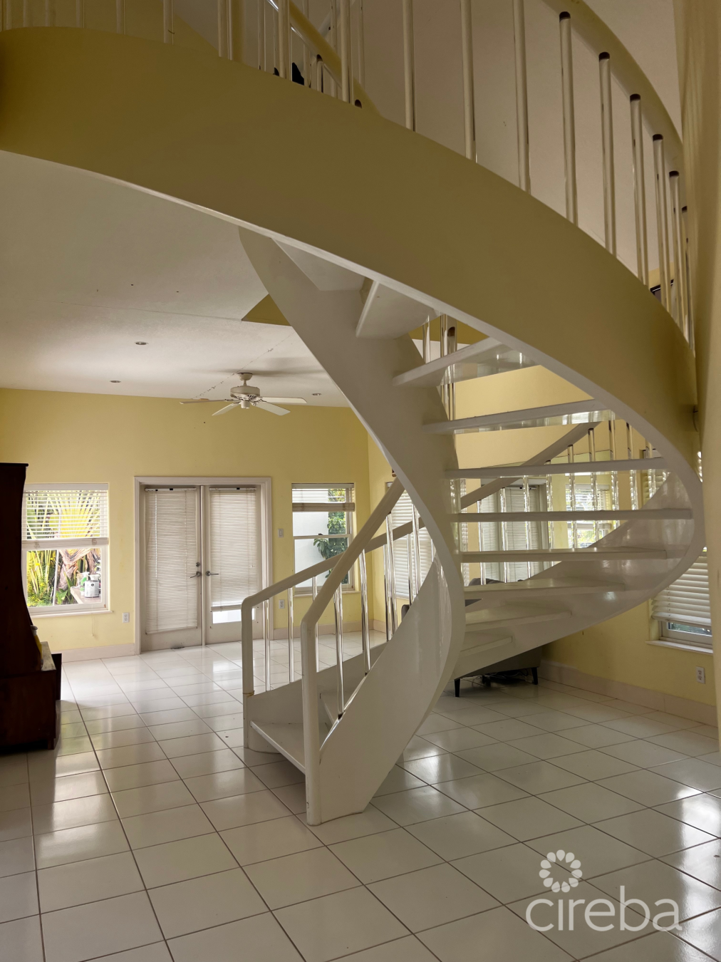 Canal Point - Canal Front Residence
