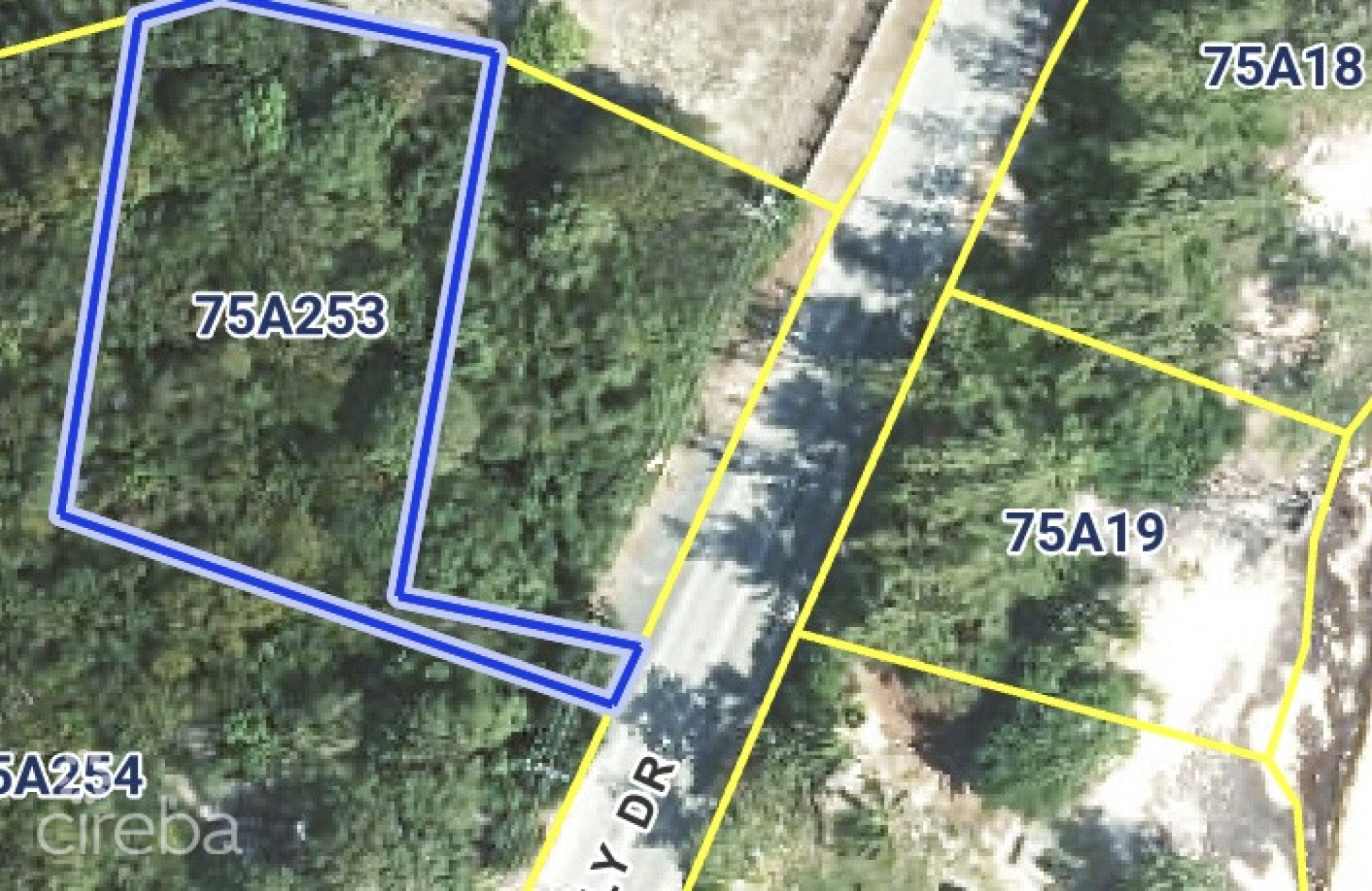 Gun Bay |  Ocean Front |  0.67 Acres
