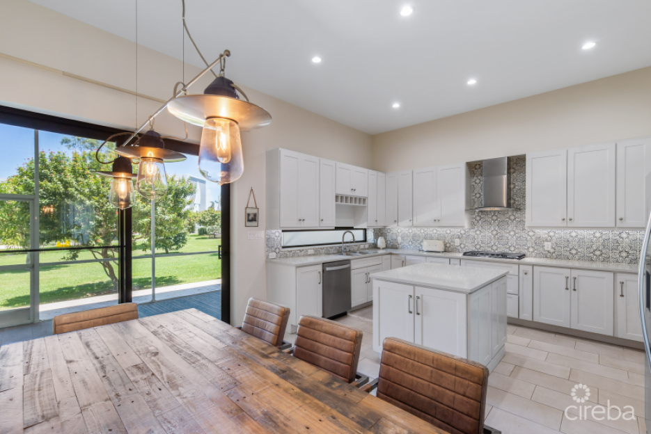 Vela #54, South Sound - Phase 1 - Ocean Views - 1
