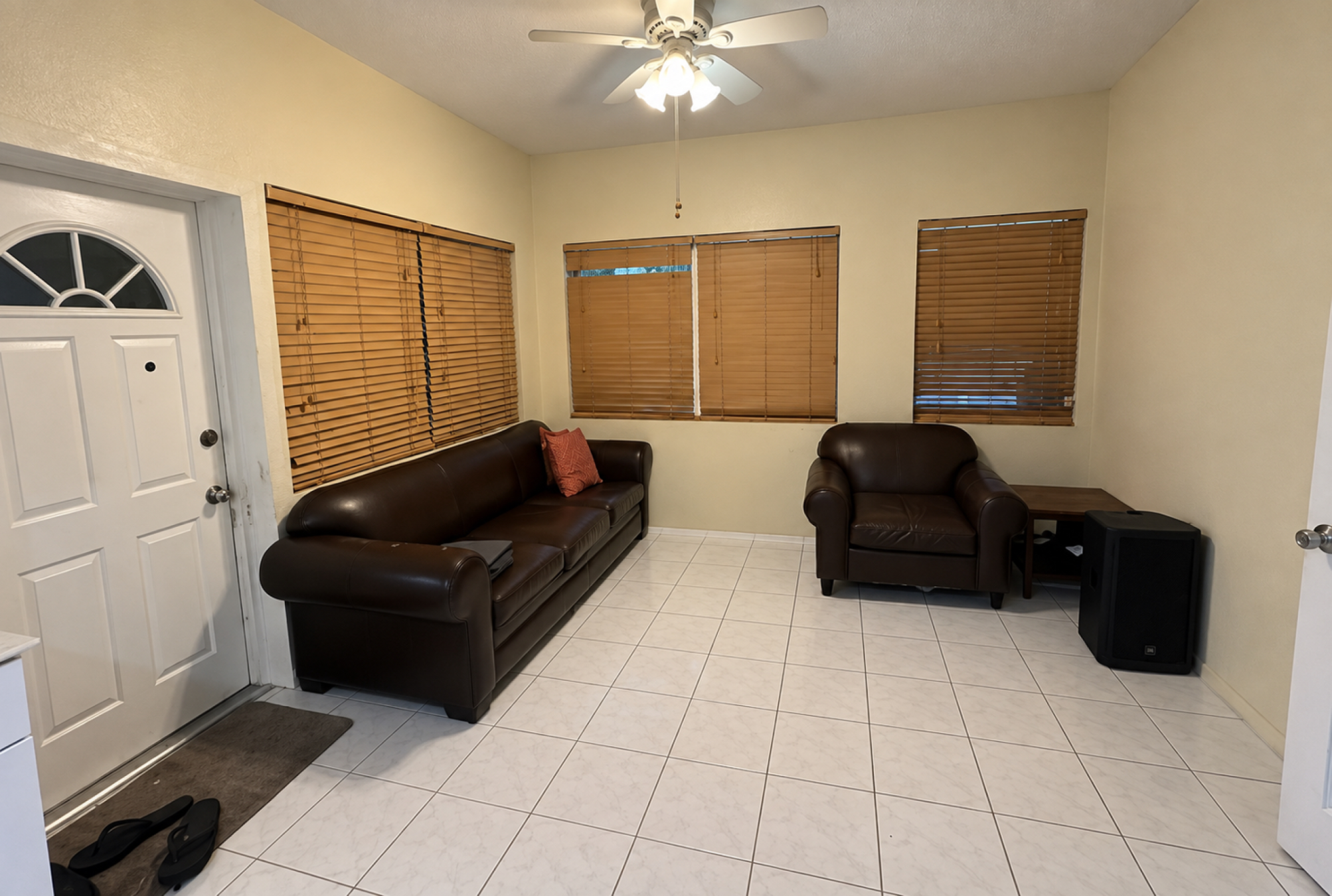 Pepi Street Duplex (With Dock)