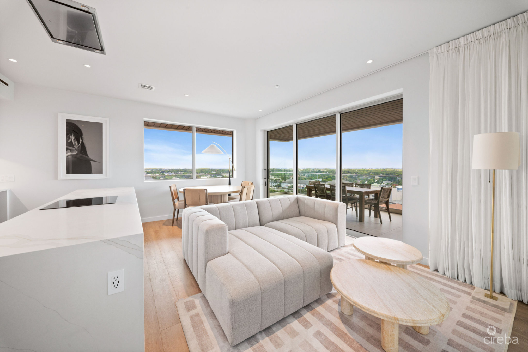 One | Gt Residences - Unit 917
