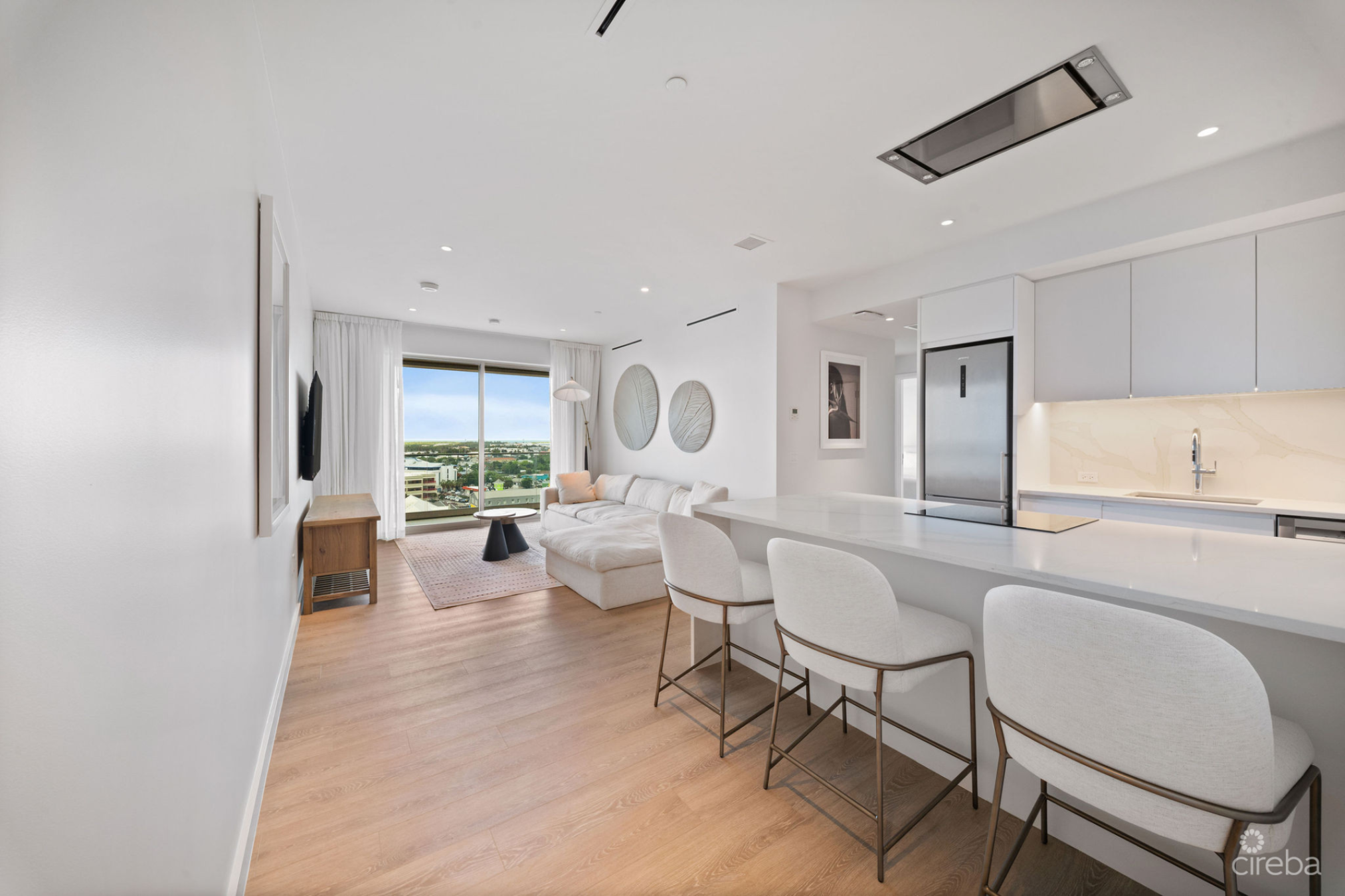 One | Gt Residences - Unit 914