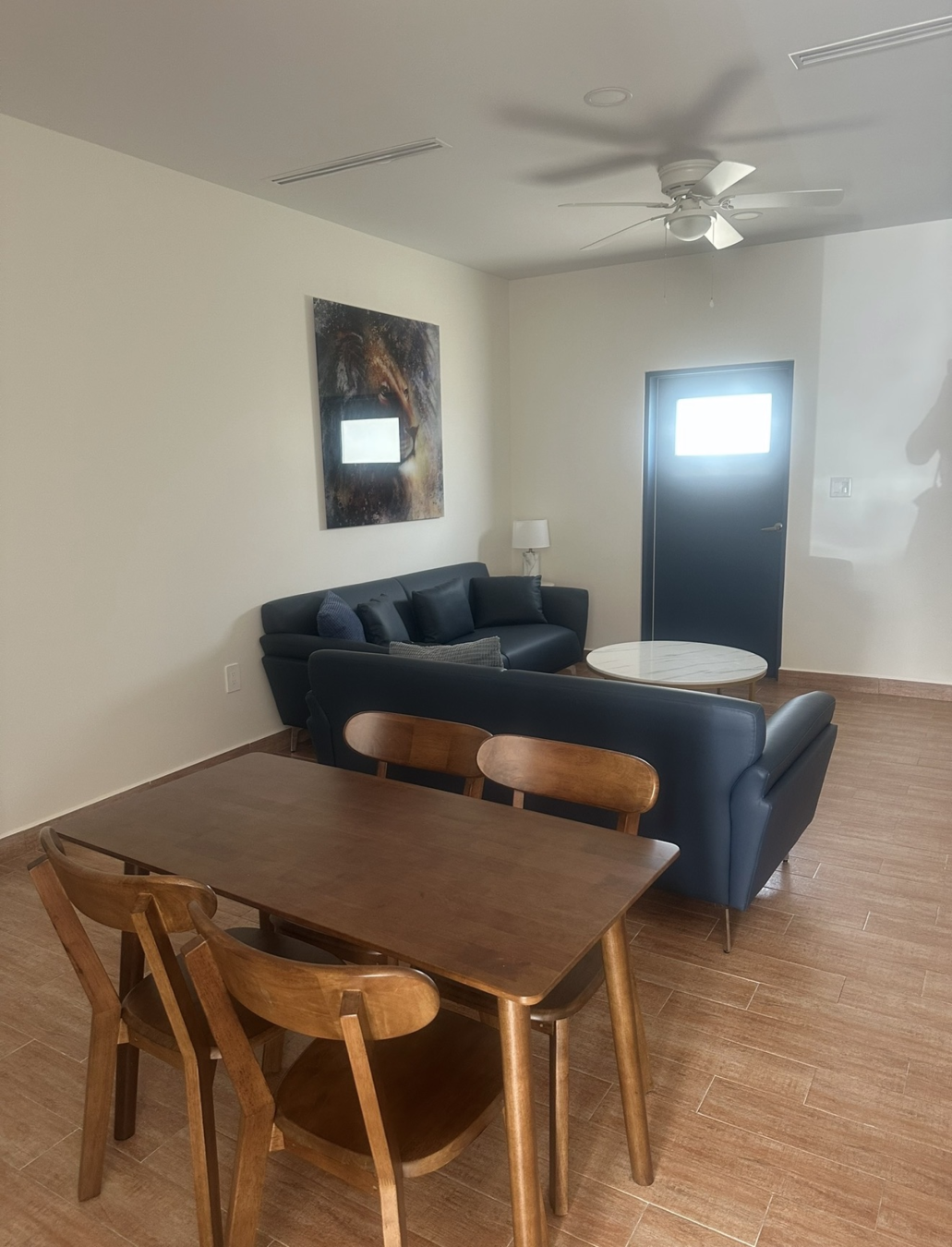Premier Raven Manor 1 Bed Townhome Avail. Oct 1St
