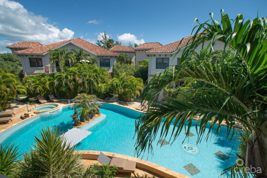 Lantern Point 2 Bedroom Top-Floor Condo - Prospect - 1