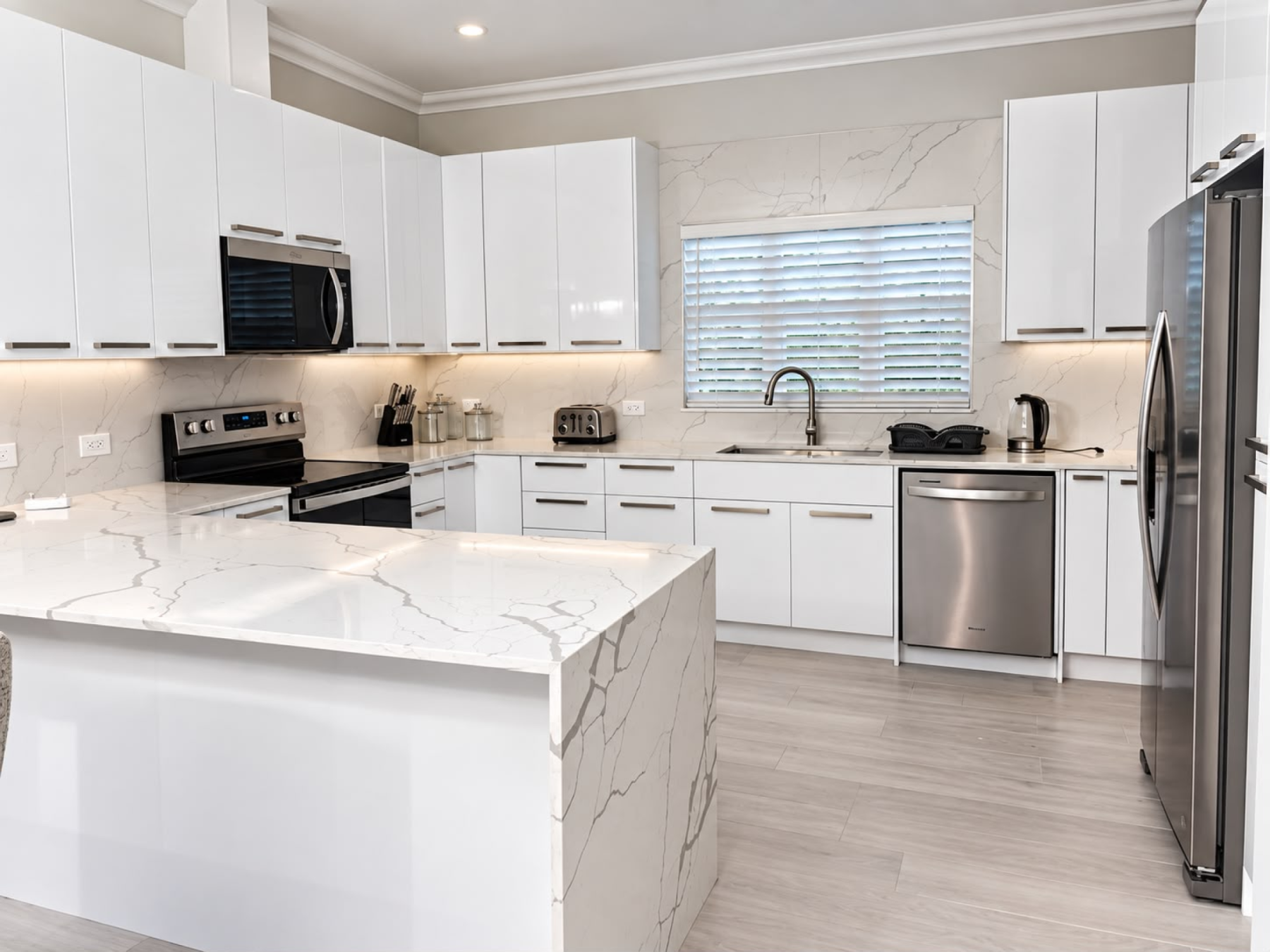 Jacaranda Court    ( Duplex  Unit 1 )