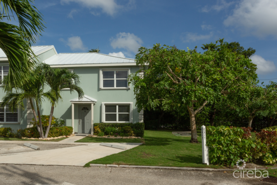 Turnkey 2Bed Plus Den End Unit Tropical Haven - 1